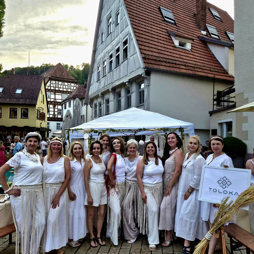 Gruppe beim Sommerfest in der Altstadt